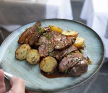 Notre zone d'activité pour ce service Restaurant ouvert autour de moi en service continu avec terrasse